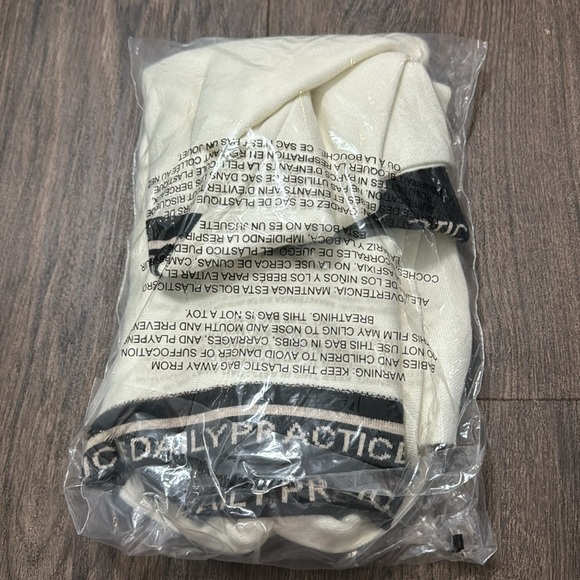 NWT! Daily Practice by Anthropologie Long-Sleeve Mini Dress - Size Medium 🟡 - Picture 7 of 7